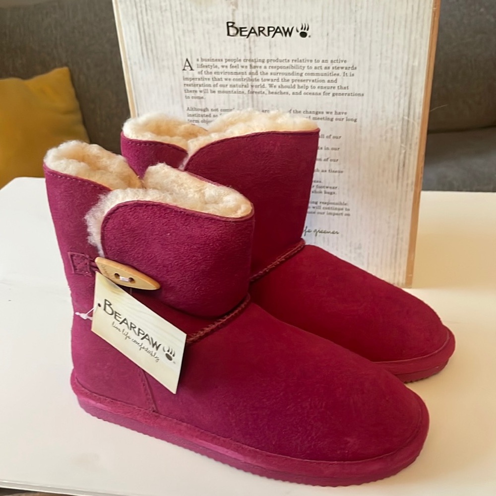 NEW BearPaw youth 4 shearling boots Pomberry pink Barbie NIB NWT warm winter